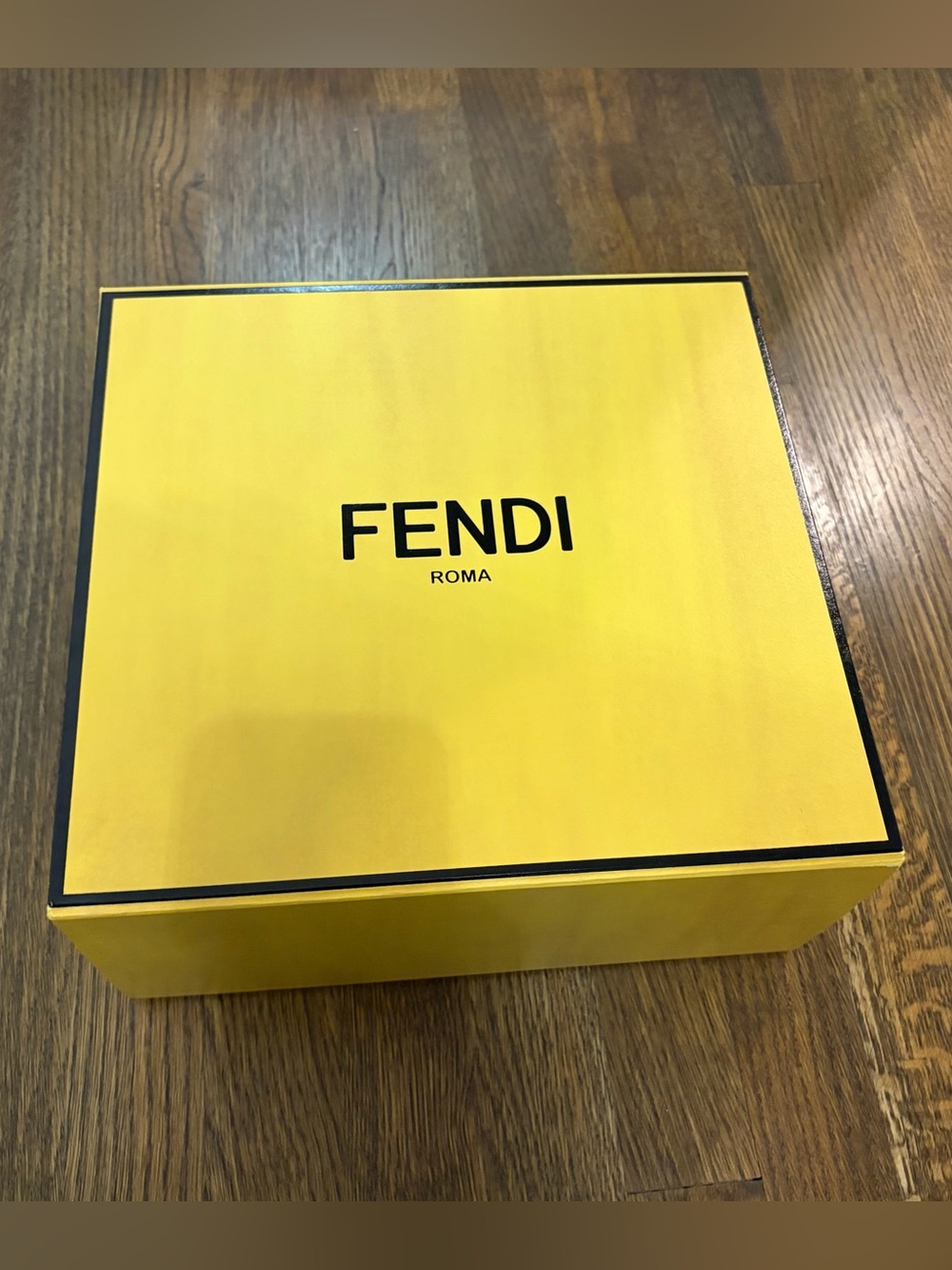 FENDI Box Large - Picture 2 of 3